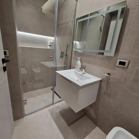 Brand New Modern Elite In Blloku Appartement Tirana